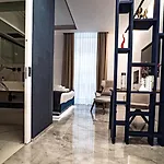 Viaromahome - Pensión 4*