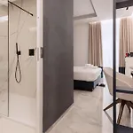 Pensión Viaromahome -