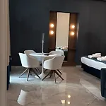Viaromahome - Pensión Salerno