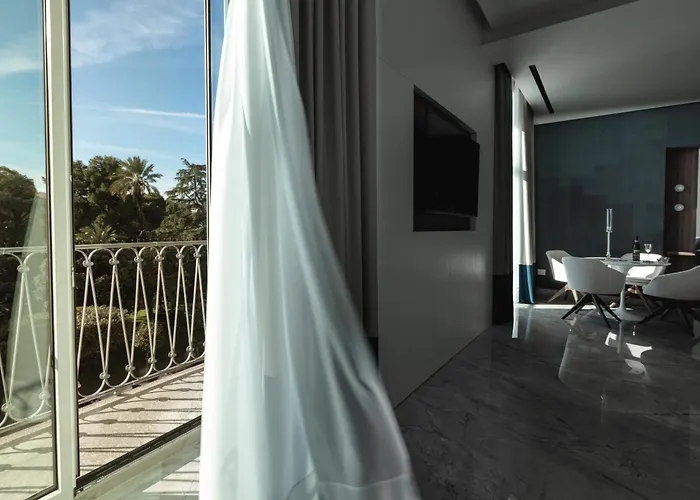 Viaromahome - 4* Salerno