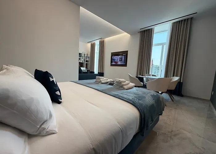 Pensión Viaromahome - 4*