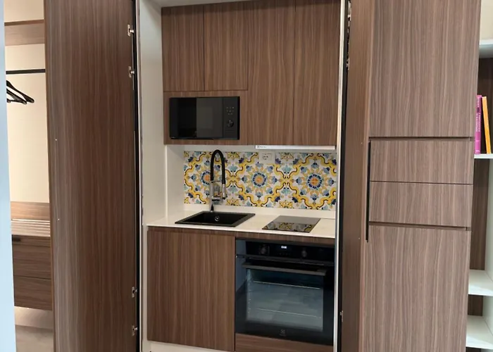 Viaromahome - 4* Salerno